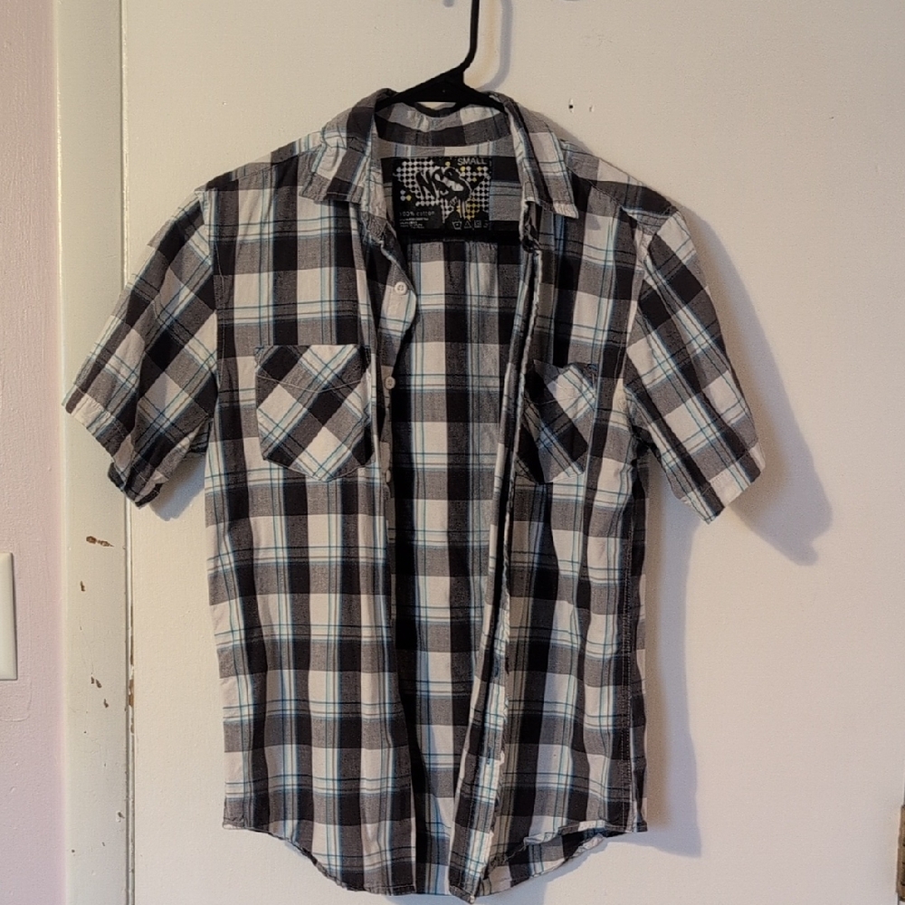 Men's Black and White Plaid Short Sleeve Shirt